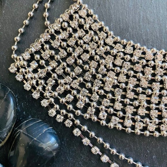 Stunning Coachella Choker Rhinestone Necklace - Picture 3 of 8